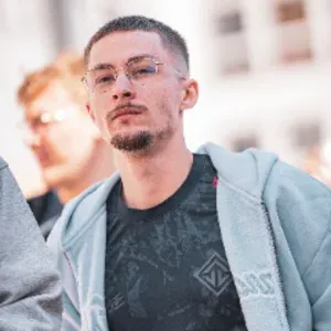 Nikos